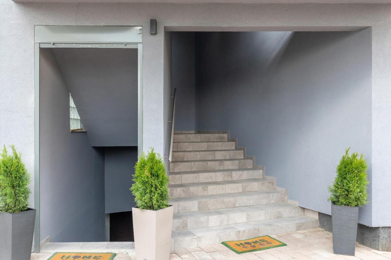 Ferienwohnung Oscar Rewal Exterior foto