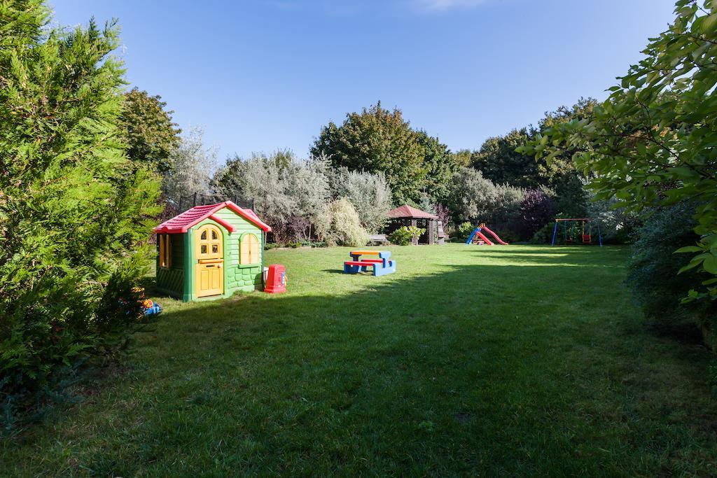 Ferienwohnung Oscar Rewal Exterior foto